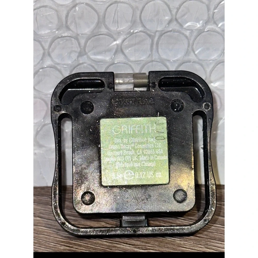 Urban Decay Stardust Eyeshadow Single Griffith Shimmer Lime Green y2k eye shadow